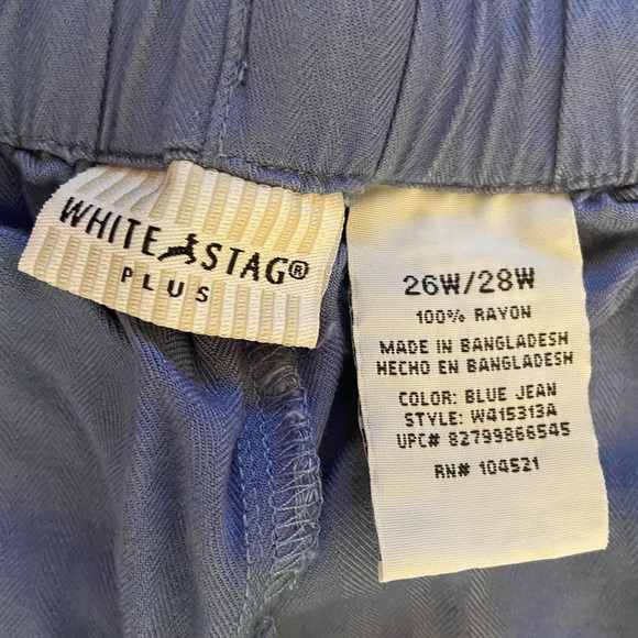 Capri Pants ~ White Stag ~ Plus 26W - Picture 2 of 6